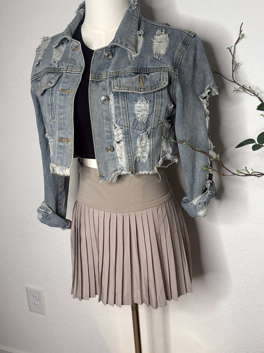 Fabletics Pleated Mini Skirt in Light Taupe